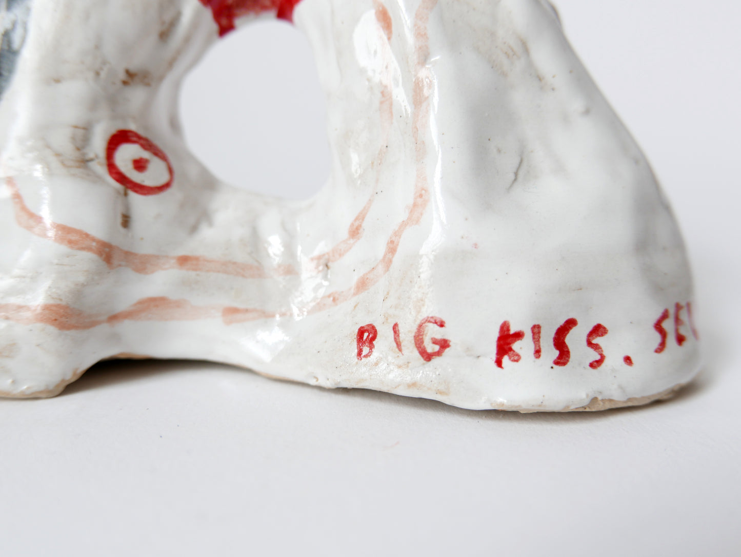 Big Kiss Seven Tongues