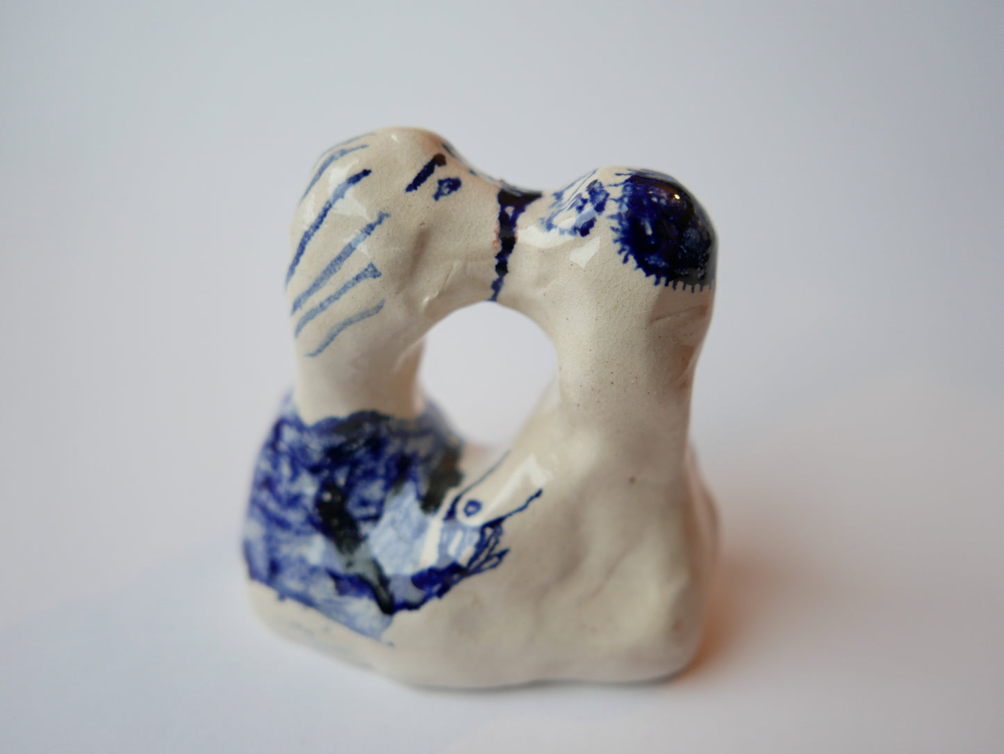 Kissers - A Ceramic Ornament
