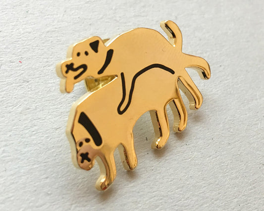 Gold enamel Pin Badge. DOGS IN LOVE.